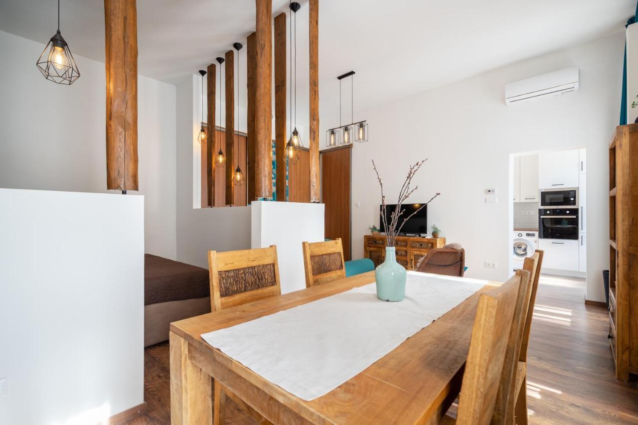 Basilika View Elegant Suite Need Reservation For Free Parking Budapest Eksteriør billede